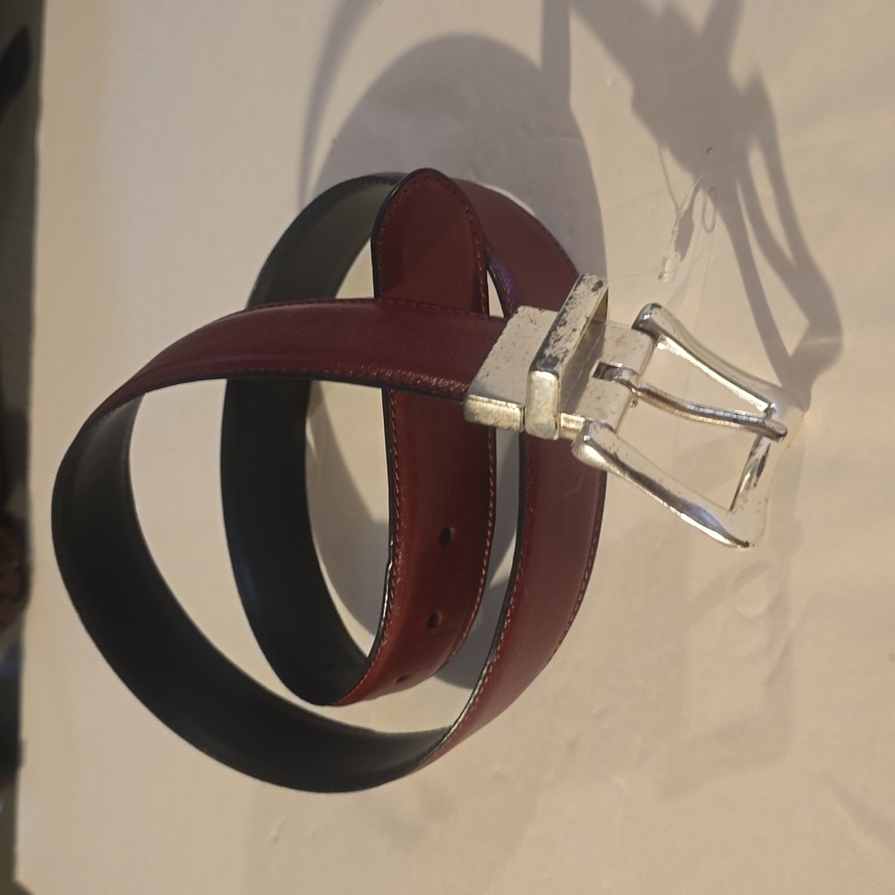 Mens Reddish Brown Leather Belt Reversible Silver Buckle Sz.M/L